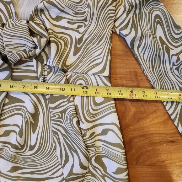 Princess Polly Retro Green White Boho Print Front Tie Long Sleeve Mini Dress - Picture 6 of 8